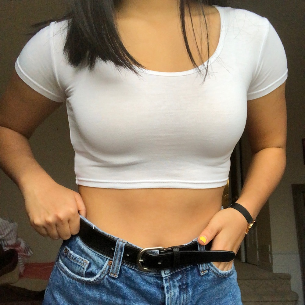 CROPPED WHITE TEE